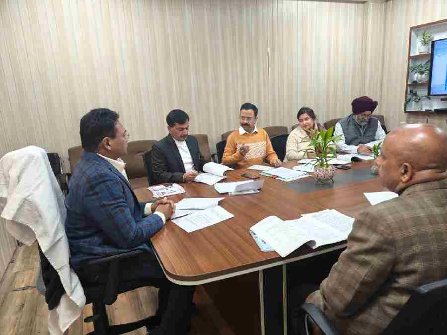 स्वास्थ्य शिक्षा में नई क्रांति की शुरुआत-10 श्रेणियों में 56 प्रकार की स्वास्थ्य सेवाओं को दी गई मान्यता, पैरामेडिकल शिक्षा को मिलेगा नया स्वरूप, हमारा लक्ष्य है कि उत्तराखंड गुणवत्ता–आधारित स्वास्थ्य शिक्षा और हेल्थकेयर स्किल डेवलपमेंट का मॉडल बनकर उभरे- डॉ. आर. राजेश कुमार