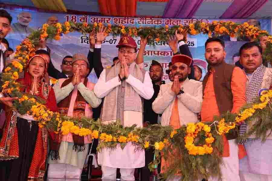 सशस्त्र सेना झंडा दिवस पर सवाड़ (चमोली) में मुख्यमंत्री धामी की महत्वपूर्ण घोषणाएँ, ग्वालदम-देवाल-वाण मोटर मार्ग बीआरओ को हस्तांतरित करने की प्रक्रिया तेज