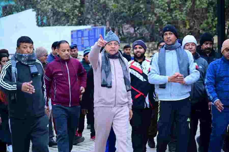 मुख्यमंत्री धामी द्वारा बागेश्वर में विकास परियोजनाओं का निरीक्षण, खिलाड़ियों का किया उत्साहवर्धन एवं मंदिर में पूजा-अर्चना