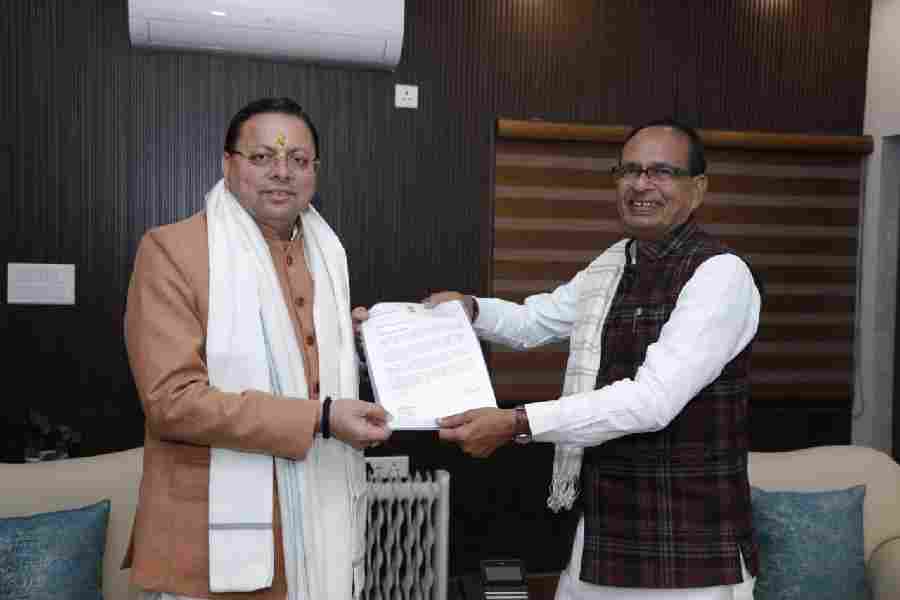 मुख्यमंत्री ने नई दिल्ली में केंद्रीय ग्रामीण विकास एवं कृषि मंत्री से की भेंट, उत्तराखण्ड की 184 ग्रामीण सड़कों के निर्माण के लिए ग्रामीण विकास मंत्रालय भारत सरकार ने मंजूर की रू. 1700 करोड़ रुपये की धनराशि