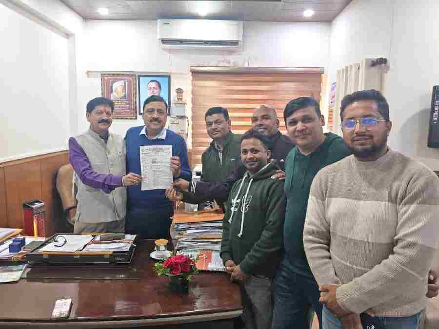 कर्मचारी हितों पर सरकार से सकारात्मक संवाद, नियमितीकरण की दिशा में ठोस पहल, राज्य निगम कर्मचारियों की लंबित मांगों पर हाई पावर कमेटी से शीघ्र निर्णय का आश्वासन