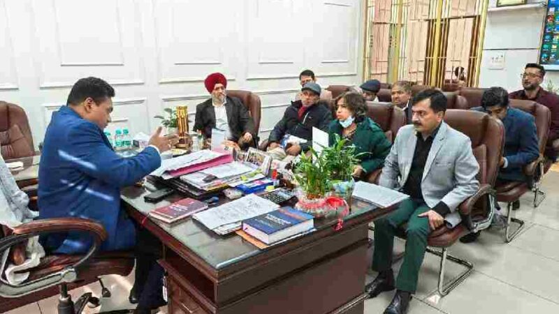 स्वास्थ्य सचिव के हस्तक्षेप से दून मेडिकल कॉलेज में सफाई कर्मचारियों की हड़ताल समाप्त, सफाई व्यवस्था बहाल, लापरवाही पर दून मेडिकल कॉलेज प्रबंधन को स्वास्थ्य सचिव की फटकार, प्रदेश के सभी सरकारी मेडिकल कॉलेजों को कड़ी चेतावनी, लापरवाही नहीं की जाएगी बर्दाश्त