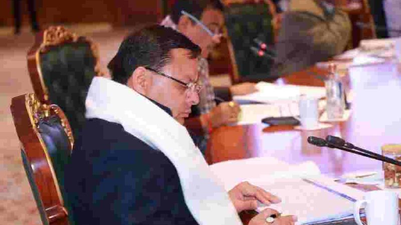 केंद्रीय सड़क परिवहन एवं राजमार्ग मंत्री की अध्यक्षता में आयोजित राष्ट्रीय राजमार्ग परियोजनाओं की हुई समीक्षा, बैठक में मुख्यमंत्री ने राज्य की प्रस्तावित सड़क परियोजनाओं को लेकर की पैरवी