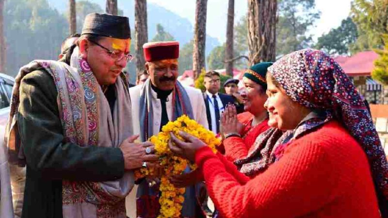 शीतकालीन चारधाम यात्रा एवं पर्यटन गतिविधियों को बढ़ावा देने तथा स्थानीय लोगों को वर्षभर रोजगार से जोड़ने की दिशा में महत्वपूर्ण पहल के तहत तीन दिवसीय विंटर टूरिज्म कॉन्क्लेव का मुख्यमंत्री पुष्कर सिंह धामी ने किया शुभारंभ