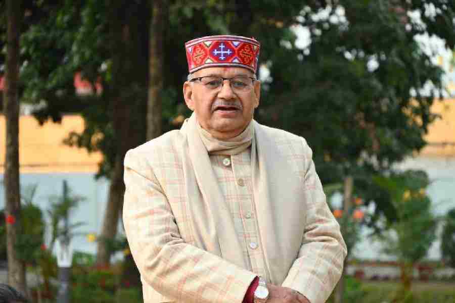 कृषि मंत्री गणेश जोशी के निर्देशों के बाद कृषि सहायकों के मानदेय में हुई बढ़ोतरी, कृषि सहायकों के मानदेय 8300 से बढ़ाकर 12391 किया गया