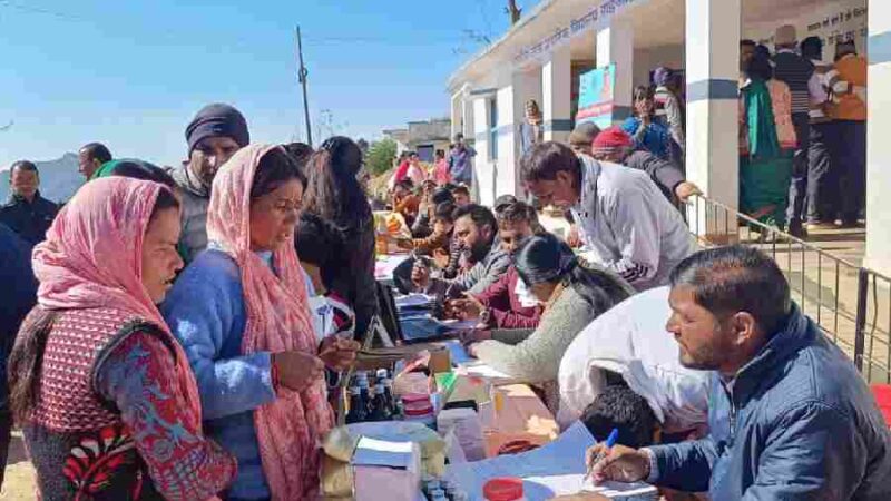 जन-जन की सरकार, जन-जन के द्वार: मुख्यमंत्री पुष्कर सिंह धामी के नेतृत्व में कैम्प आधारित सुशासन को मिली नई गति, अब तक 445 कैम्पों का आयोजन, 3.54 लाख से अधिक नागरिकों तक पहुँची सरकार