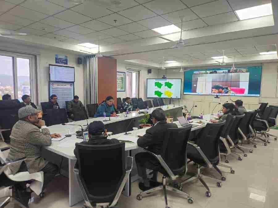 सचिव आपदा प्रबंधन ने की राज्य में बारिश तथा बर्फबारी से उत्पन्न स्थिति की समीक्षा, अधिकारियों को 24 * 7 अलर्ट मोड पर रहने के निर्देश