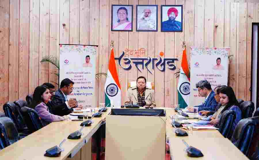 सामाजिक सुरक्षा योजनाओं के अंतर्गत पात्रता परीक्षण, सत्यापन एवं भुगतान प्रक्रिया को और अधिक सुदृढ़ और त्वरित करें – सीएम धामी