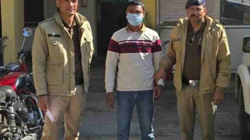 10 हजार का ईनामी अभियुक्त आया दून पुलिस की गिरफ्त में, जानलेवा हमले में वांछित अभियुक्त को पुलिस द्वारा हरिद्वार से किया गिरफ्तार