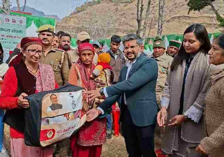 जन-जन की सरकार, जन-जन के द्वार” बना जनविश्वास का सबसे बड़ा अभियान, 630 कैंपों के माध्यम से 4.92 लाख से अधिक लोगों की भागीदारी