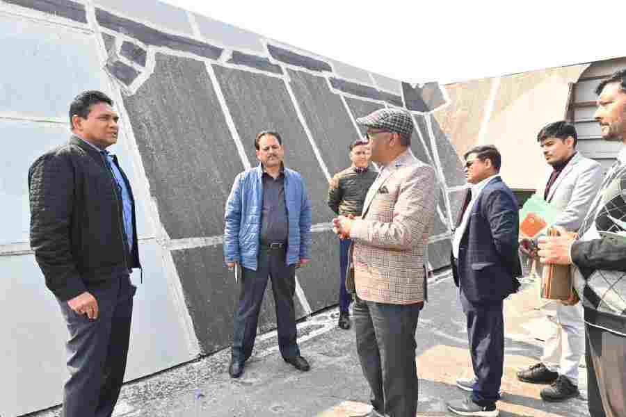 कुंभ 2027 से पहले अतिथि गृहों की बदलेगी सूरत, आधुनिक सुविधाओं और सुरक्षा मानकों से होंगे सुसज्जित, देहरादून से हरिद्वार तक सचिव आवास डॉ. आर. राजेश कुमार  का औचक निरीक्षण, व्यवस्थाओं में सुधार को लेकर अधिकारियों को सख्त निर्देश