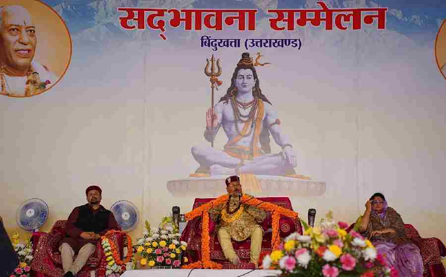 शिवरात्रि के अवसर पर आयोजित हुआ विराट सद्भावना सम्मेलन, विंटर डेस्टिनेशन की परिकल्पना से अध्यात्म के साथ-साथ टूरिज्म बढ़ा: महाराज