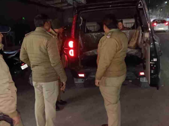 कमान संभालते ही एक्शन में दिखे दून पुलिस कप्तान, पुलिस की विजिबिलिटी बढाते हुए आपराधिक घटनाओ पर प्रभावी अंकुश लगाने के लिये जनपद में 20 चैकिंग प्वांइट किये निर्धारित