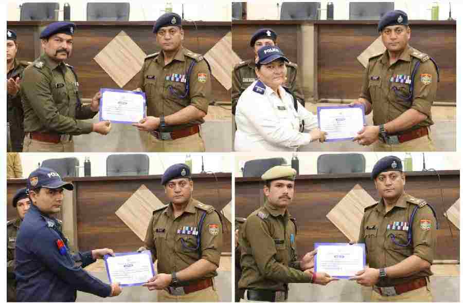 उत्कृष्ट कार्य करने वाले पुलिस कर्मियों को एसएसपी दून ने थपथपाई पीठ, 29 पुलिसकर्मियों को प्रशस्ति पत्र देकर किया सम्मानित