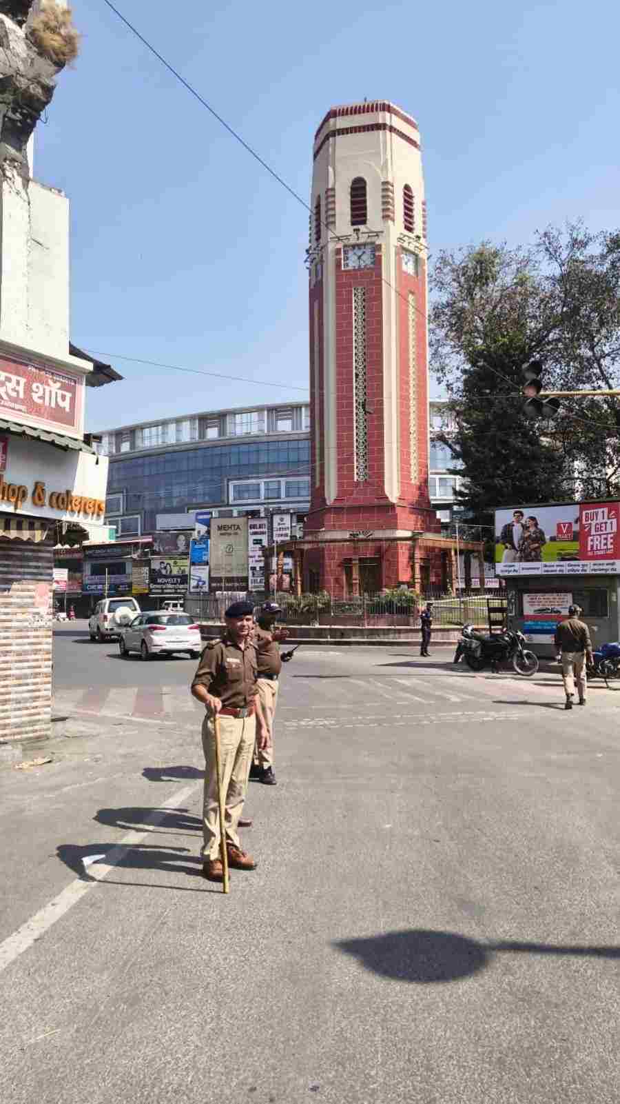 रंगो के त्यौहार को हर्षोल्लास से मनाने हेतु दून पुलिस की चुस्त दुरूस्त सुरक्षा व्यवस्था,चप्पे पर मुस्तैद रही दून पुलिस