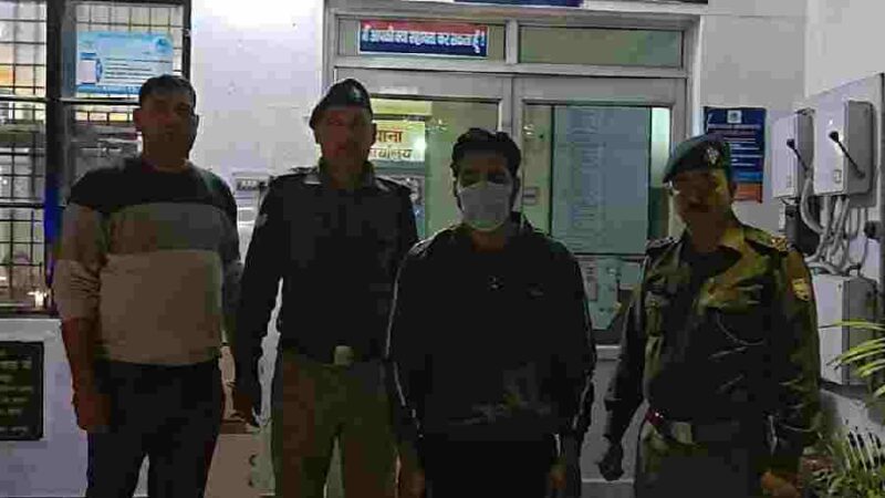 नेहरू कॉलोनी क्षेत्र में हुई दहेज हत्या की घटना मे दून पुलिस ने आरोपी पति को किया गिरफ्तार, कम पड़ी लिखी युवती से शादी होने पर खुश नहीं था अभियुक्त