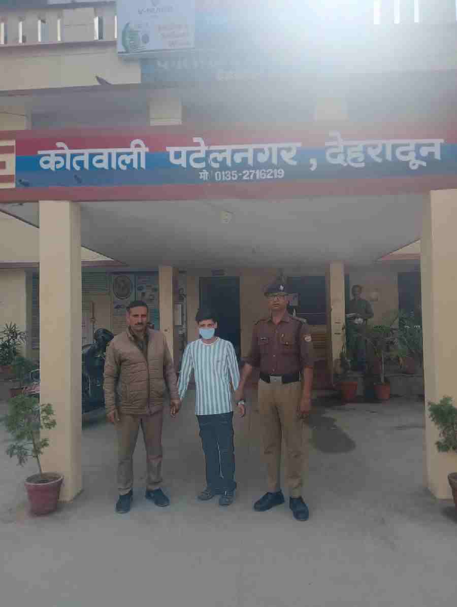नाबालिग पीड़िता के साथ दुष्कर्म करने वाले 1 अभियुक्त को दून पुलिस ने किया गिरफ्तार, घटना में शामिल 2 अन्य विधि विवादित किशोरों को लिया पुलिस संरक्षण में