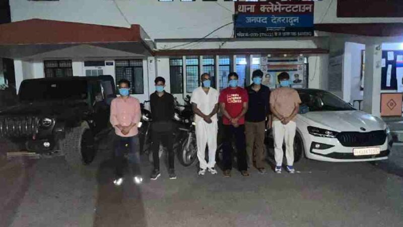 एसएसपी दून के निर्देशों पर दून पुलिस की बड़ी कार्यवाही, ड्रंक एंड ड्राइव, रैश ड्राइविंग तथा यातायात नियमो के उल्लंघन पर 84 वाहनों को पुलिस ने किया सीज़