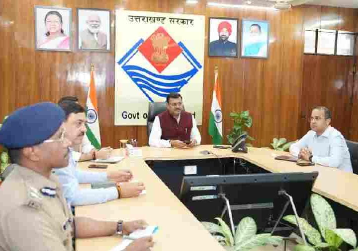 मुख्य सचिव ने ली सचिवालय में लॉ एंड ऑर्डर को लेकर बैठक,  रोड रेज और हुड़दंग की घटनाओं पर की गहरी नाराजगी व्यक्त