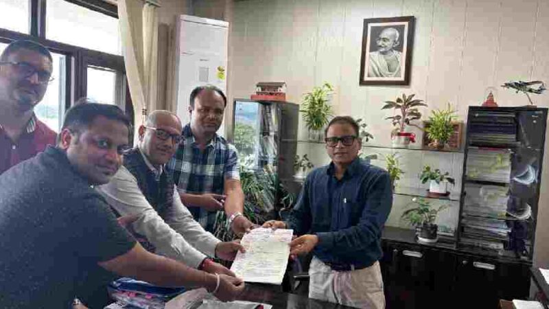 सचिव वित्त से उत्तराखण्ड राज्य कर मिनिस्ट्रीयल स्टॉफ एसोसिएशन के प्रतिनिधि मण्डल ने की भेंट