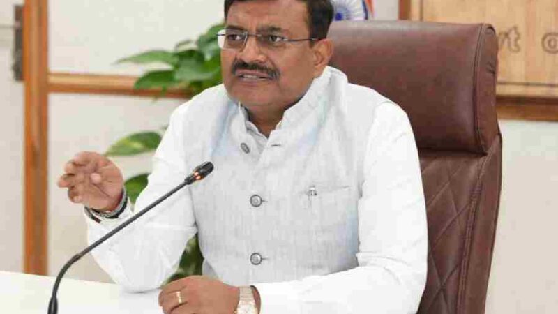 घरेलू गैस सिलेण्डरों का बैकलॉग समाप्त करें कंपनियांः मुख्य सचिव