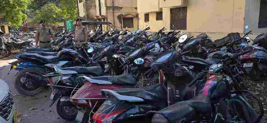 चेकिंग के दौरान प्रेमनगर पुलिस की बड़ी कार्यवाही, शराब पीकर वाहन चलाने वाले 2 वाहन चालको को किया गिरफ्तार, ड्रिंक एडं ड्राईव , मोडिफाईड साईलेंसर एवं रैश ड्राइविंग में 52 दुपहिया वाहन किये सीज