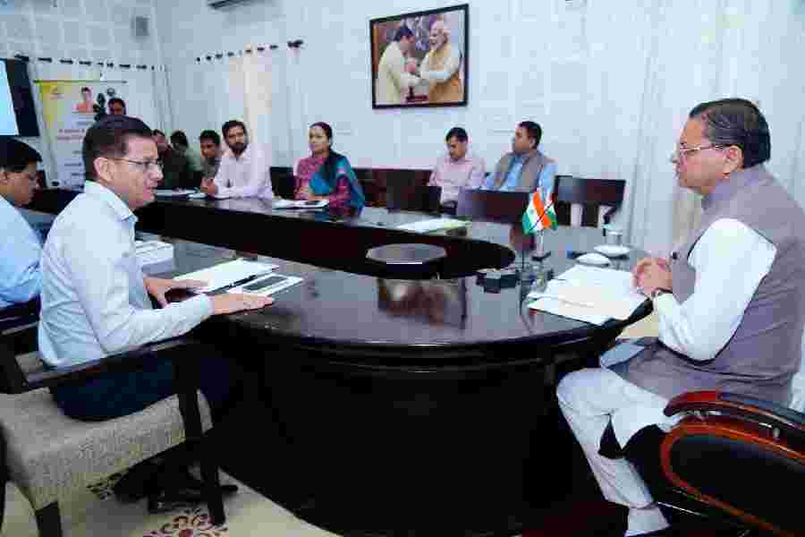 सीएम धामी ने किया उत्तराखंड भवन एवं अन्य सन्निर्माण कर्मकार कल्याण बोर्ड द्वारा विकसित श्रमिक सेवा मोबाइल एप का लोकार्पण, पलायन रोकने के लिए श्रमिकों को स्थानीय आवश्यकता के अनुसार दिया जाए कौशल प्रशिक्षण–सीएम