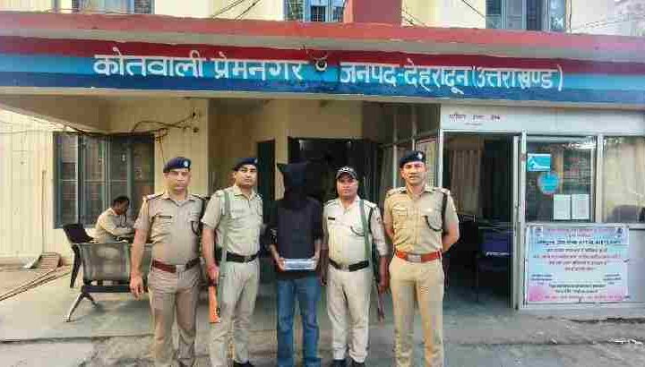 आप्रेशन प्रहार के अन्तर्गत राज्य एसटीएफ की एक और बड़ी कार्यवाही, थाना प्रेमनगर क्षेत्र से आंतकी गतिविधियों में संलिप्त को किया गिरफ्तार, गिरफ्तार संदिग्ध भेज रहा था देहरादून स्थित प्रतिष्ठित सरकारी व सैन्य संस्थानों की लोकेशन व फुटेज पाकिस्तान, तहरीक-ए-तालिबान-हिन्दुस्तान (TTH) की भारत में विस्तार की थी योजना