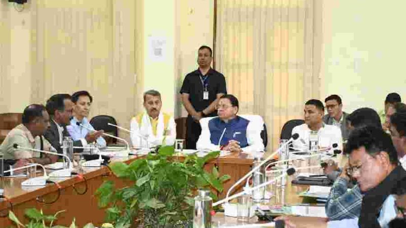 सीएम धामी ने हल्द्वानी में जनपद नैनीताल के वरिष्ठ प्रशासनिक, पुलिस, वन एवं विकास विभाग के अधिकारियों के साथ की उच्चस्तरीय समीक्षा बैठक, मानव-वन्यजीव संघर्ष रोकने के लिए स्थायी समाधान और जवाबदेही तय करने के निर्देश