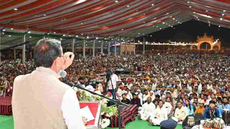 सीएम धामी ने हरिद्वार में सद्भावना सम्मेलन से सामाजिक एकता का दिया संदेश, मुख्यमंत्री धामी ने ‘वसुधैव कुटुम्बकम’ की भावना को बताया भारत की पहचान