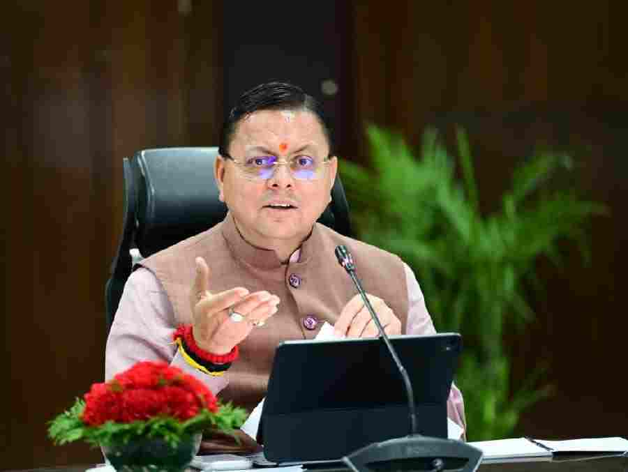 सीएम हेल्पलाइन 1905 पर लंबित शिकायतों के त्वरित निस्तारण के लिए विशेष अभियान चलाया जाए – मुख्यमंत्री