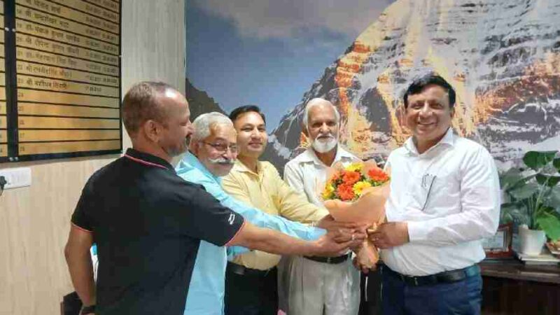 अमजा प्रतिनिधि मंडल ने की महानिदेशक सूचना से शिष्टाचार भेंट