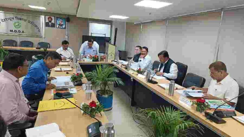 देहरादून के विकास का नया ब्लूप्रिंट, 968 करोड़ के बजट संग शहर को मिलेगा आधुनिक स्वरूप, एमडीडीए की 113वीं बोर्ड बैठक में जनहित, हरियाली और इंफ्रास्ट्रक्चर पर बड़ा फोकस