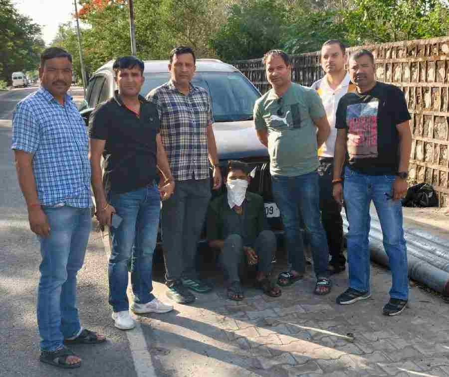 गैंगस्टर एक्ट में वांछित 25 हजार के ईनामी अभियुक्त को दून पुलिस ने अमृतसर, पजांब से किया गिरफ्तार