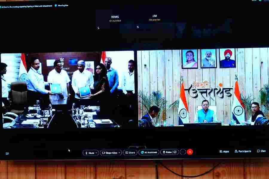 जल जीवन मिशन 2.0 के अन्तर्गत पेयजल एवं स्वच्छता विभाग,राष्ट्रीय जल जीवन मिशन, जल शक्ति मंत्रालय और उत्तराखण्ड सरकार के मध्य एम.ओ.यू पर किये गये हस्ताक्षर,  मुख्यमंत्री धामी ने किया वर्चुअल प्रतिभाग