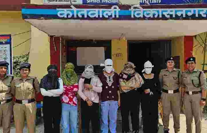 स्पा सेंटर में बिना सत्यापन के महिलाओं को रखने पर स्पा सेंटर संचालक के विरुद्ध पुलिस ने की कार्रवाई, स्पा सेंटर को कराया बंद