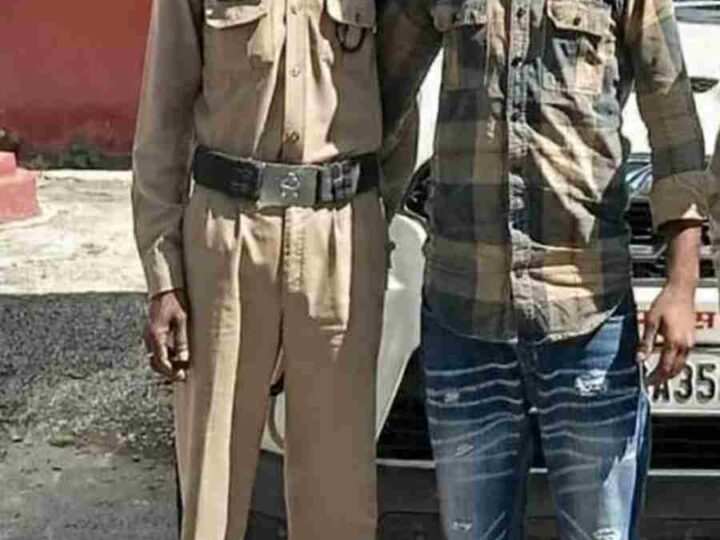 कैण्ट क्षेत्र हुई चोरी की घटना में गिरोह के एक अभियुक्त को पुलिस ने किया गिरफ्तार