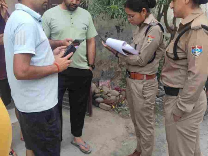 एसएसपी दून के निर्देशो लगातार चल रहा दून पुलिस का सत्यापन अभियान, 600 से अधिक बाहरी व्यक्तियों के किये सत्यापन