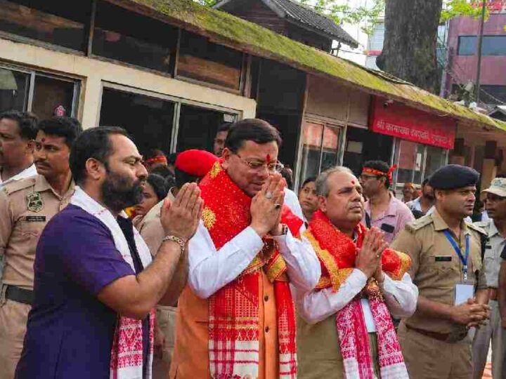 मुख्यमंत्री धामी ने गुवाहाटी (असम) में स्थित कामाख्या देवी मंदिर में की पूजा-अर्चना