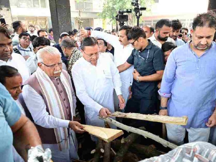 पूर्व मुख्यमंत्री मेजर जनरल भुवन चंद्र खंडूड़ी (से.नि) की अंतिम यात्रा में उमड़ा जनसैलाब, खड़खड़ी श्मशान घाट में राजकीय सम्मान के साथ किया गया अंतिम संस्कार, सेना एवं पुलिस के जवानों ने गार्ड ऑफ ऑनर देकर दी अंतिम सलामी