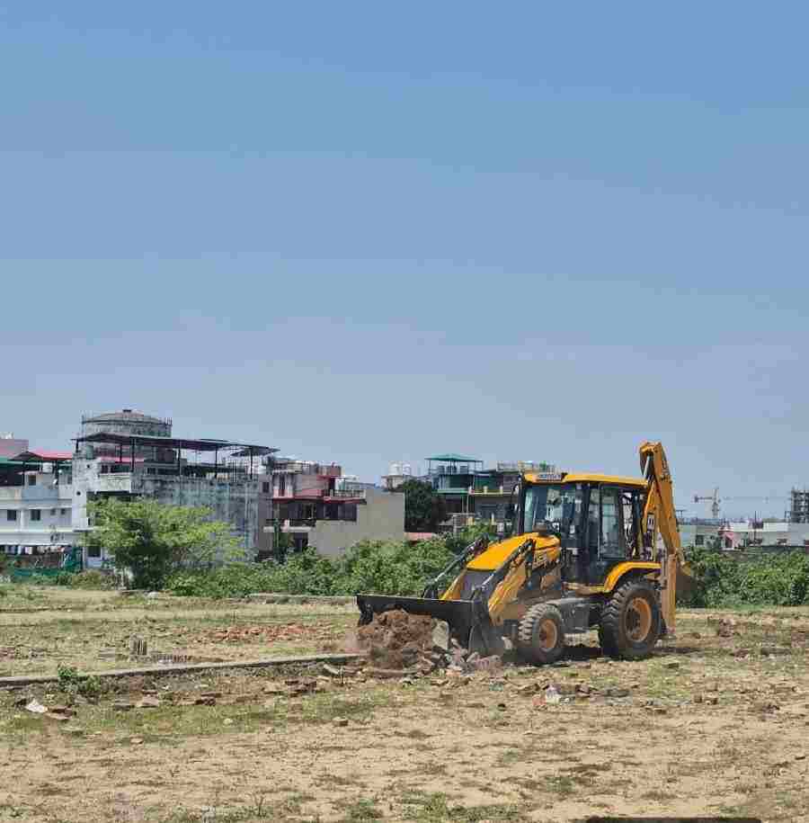 एमडीडीए का अवैध निर्माणों पर बड़ा एक्शन, 50 बीघा से अधिक क्षेत्र में अवैध प्लॉटिंग ध्वस्त