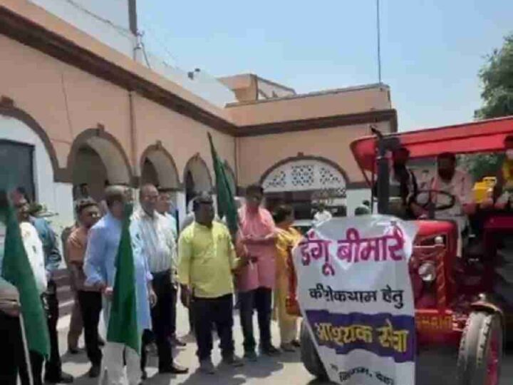 नगर निगम देहरादून द्वारा डेंगू रोकथाम हेतु विशेष लार्वीसाइडल टैंकर अभियान का शुभारंभ, 15 लार्वीसाइडल टैंकरों को विभिन्न क्षेत्रों एवं वार्डों के लिए किया गया रवाना, महापौर और नगर आयुक्त ने वाहनों को दिखायी हरी झंडी