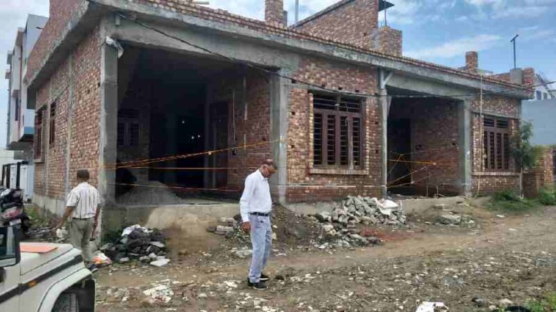 अवैध निर्माणों पर एमडीडीए का बड़ा प्रहार, दो भवन सील, तुन्तोवाला और मेहुवाला माफी में कार्रवाई, बहुमंजिला भवन समेत दो निर्माणों पर चला सीलिंग अभियान