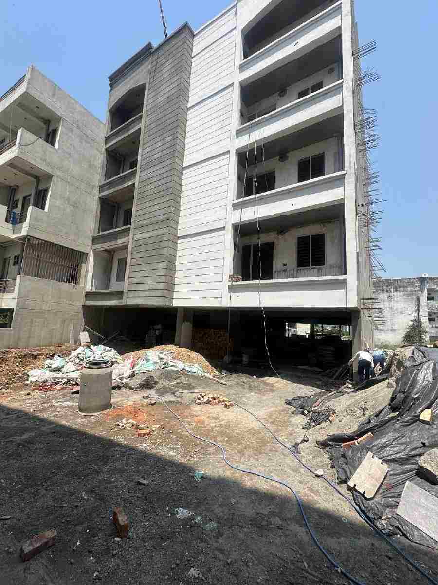 अवैध निर्माणों पर एमडीडीए का बड़ा वार, कुल्हान और चन्द्रवनी में चार भवन सील, बिना स्वीकृत मानचित्र बन रहे फ्लैट और डुप्लैक्स भवनों पर कार्रवाई, नियमों से समझौता नहीं, अवैध निर्माणों पर जारी रहेगा सख्त अभियान- बंशीधर तिवारी