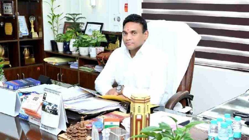बागेश्वर में बनेगा आधुनिक राज्य अतिथि गृह, मुख्यमंत्री धामी की घोषणा को मिली रफ्तार, सचिव डॉ. आर. राजेश कुमार ने दिए समयबद्ध निर्माण के निर्देश, डीपीआर जल्द प्रस्तुत करने को कहा