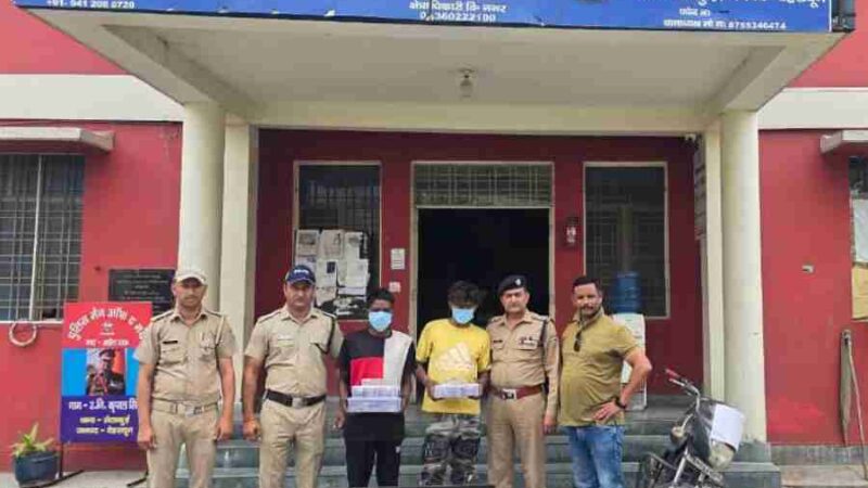 सेलाकुई क्षेत्र में हुई चोरी की 5 घटनाओ का दून पुलिस ने किया खुलासा, घटना को अंजाम देने वाले अन्तर्राज्जीय शातिर चोर गिरोह के 2 सदस्यों को किया गिरफ्तार