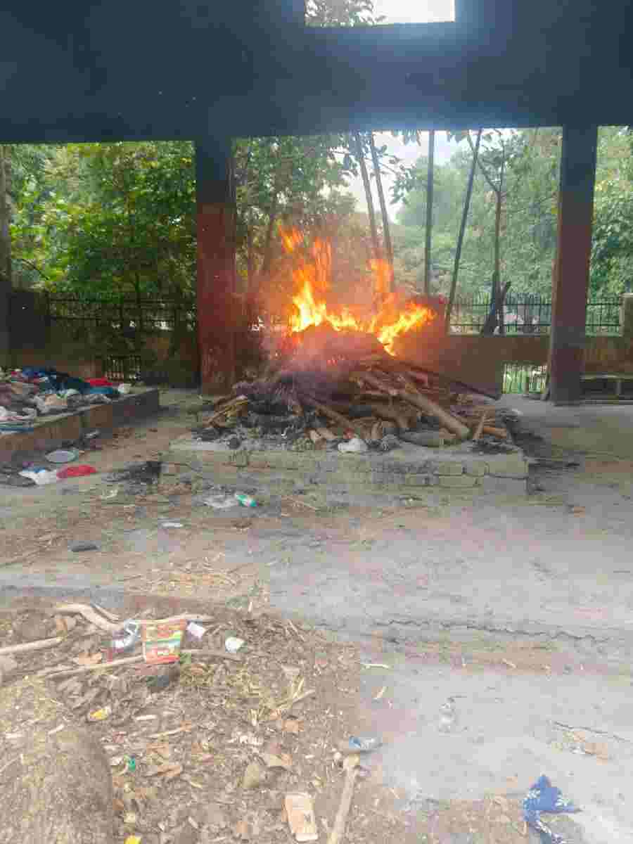दून पुलिस ने निभाया मानवता का कर्तव्य, लावारिस शव का पूरे धार्मिेक विधि-विधान के साथ किया अन्तिम संस्कार
