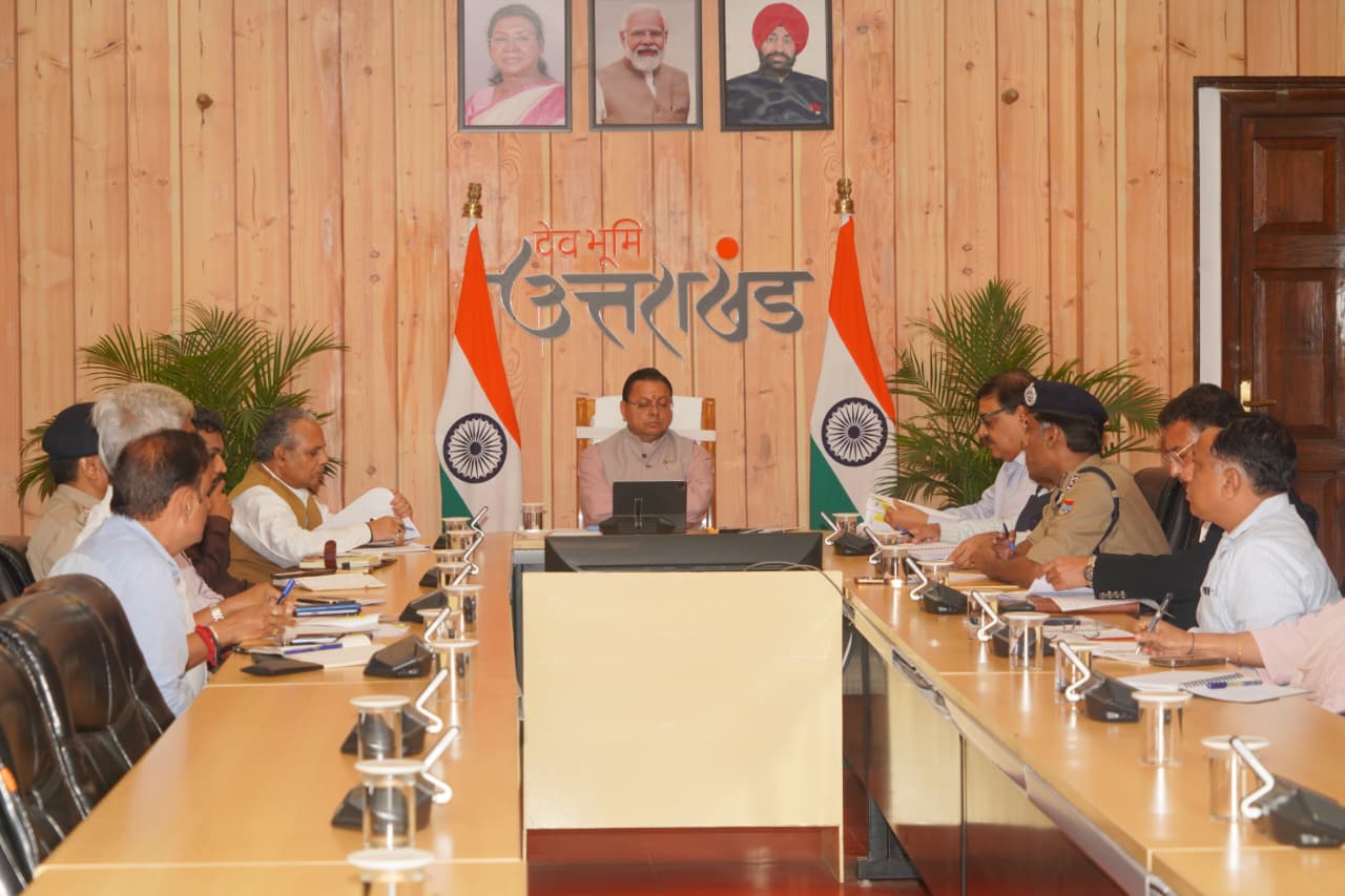 मुख्यमंत्री धामी के निर्देश- आपदा प्रबंधन में लापरवाही किसी भी स्तर पर बर्दाश्त नहीं होगी