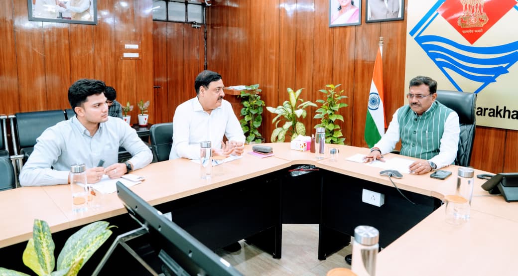 मुख्य सचिव ने की नागरिक उड्डयन विभाग की समीक्षा, पराग फार्म में बनेगी राज्य की अपनी एविएशन एकेडमी, मुख्य सचिव ने दिए निर्देश