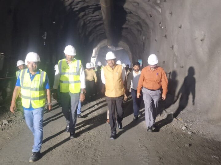 मुख्य सचिव ने किया लखवाड़ बहुउद्देशीय परियोजना का स्थलीय निरीक्षण